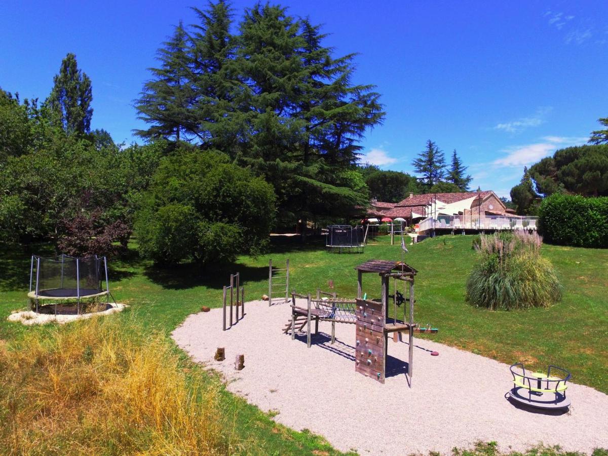 הוילה Domaine De Gavaudun מראה חיצוני תמונה