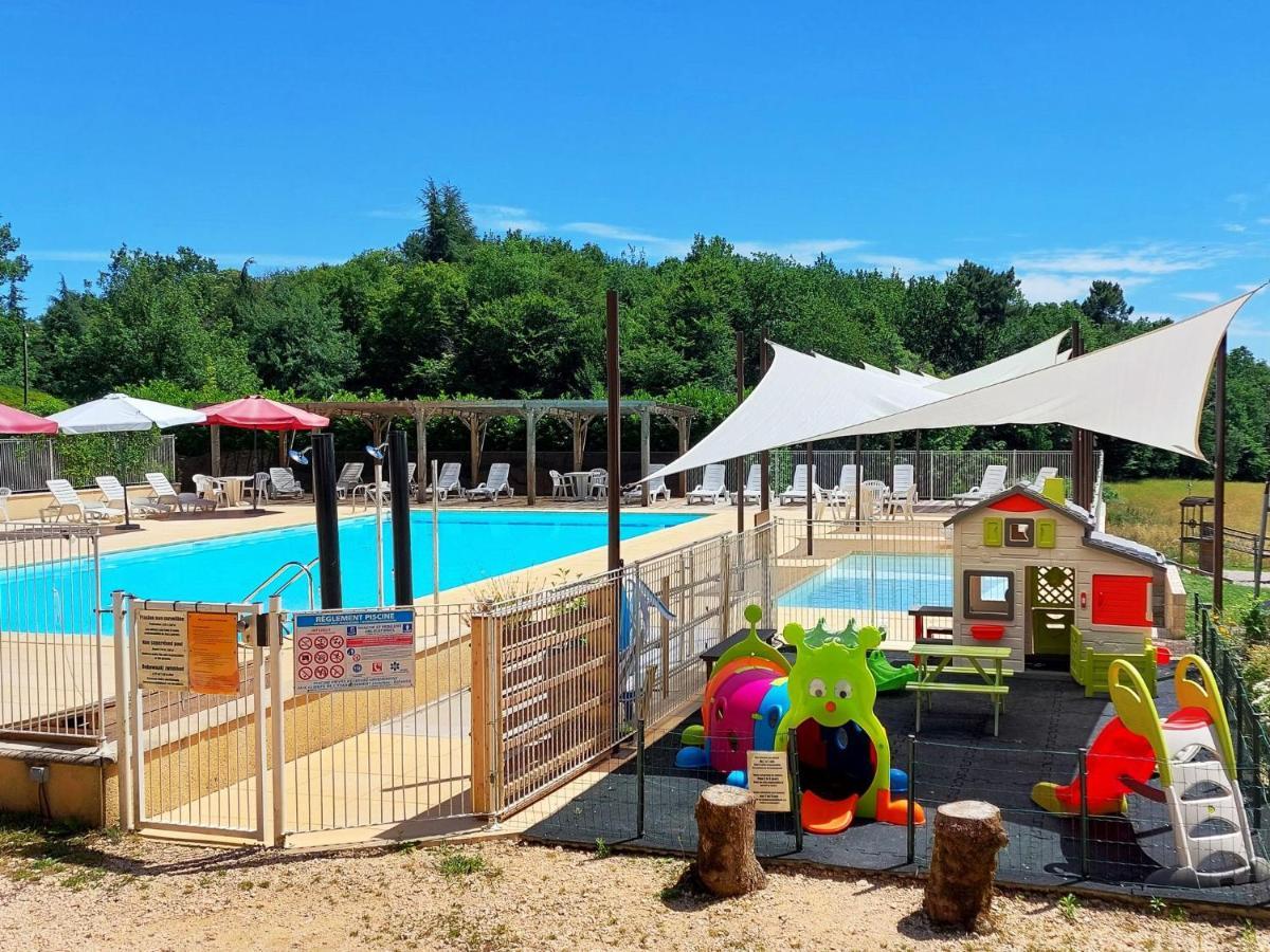 הוילה Domaine De Gavaudun מראה חיצוני תמונה